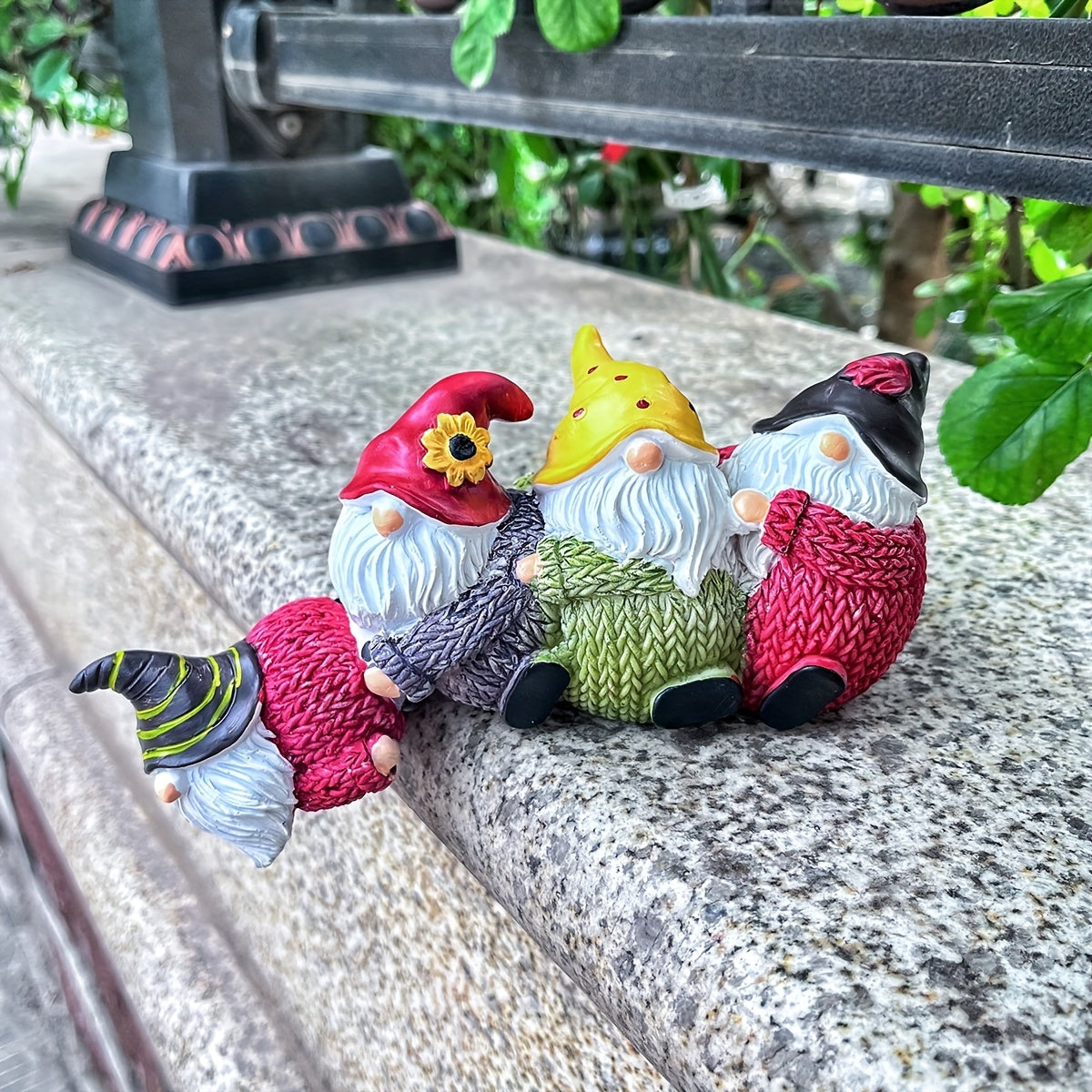 1pc Christmas Gnome Resin Ornament Desktop Decoration