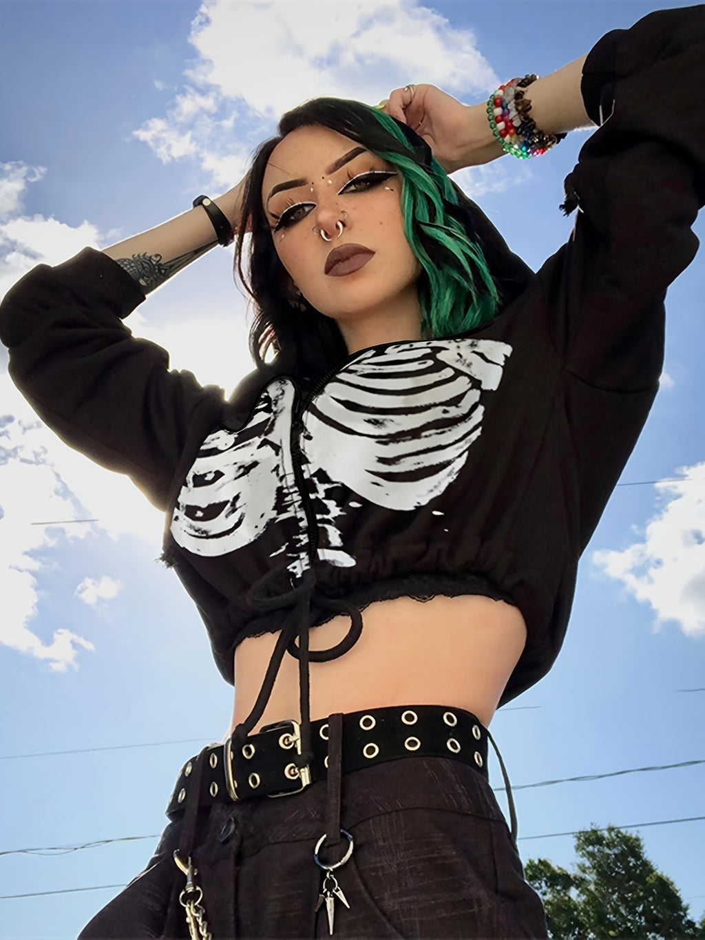 Women's Fashion Gothic Skull Print Casual Drawstring Short Hoodie Long Sleeve Top